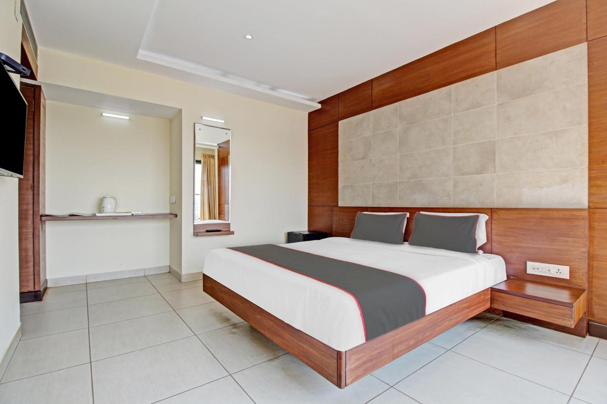 Collection O Venky"S Stay Inn Udupi Ngoại thất bức ảnh