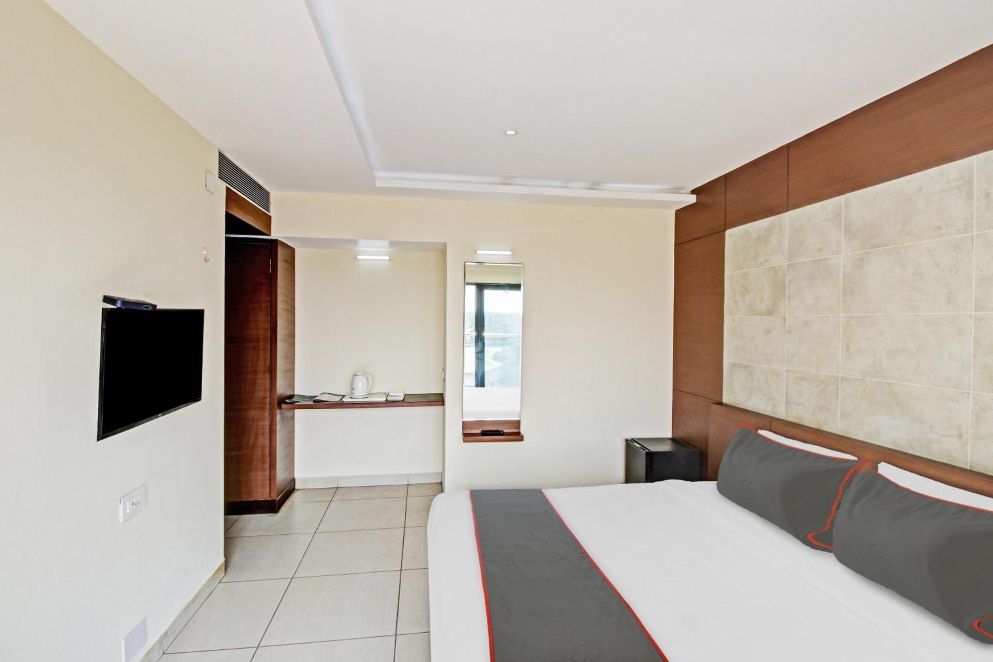 Collection O Venky"S Stay Inn Udupi Ngoại thất bức ảnh