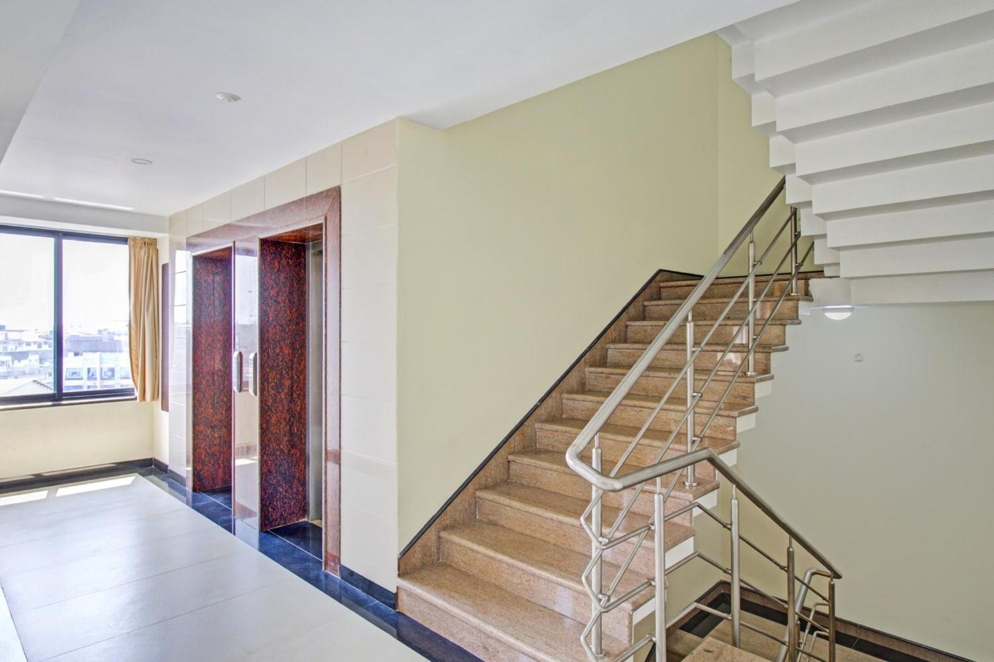 Collection O Venky"S Stay Inn Udupi Ngoại thất bức ảnh